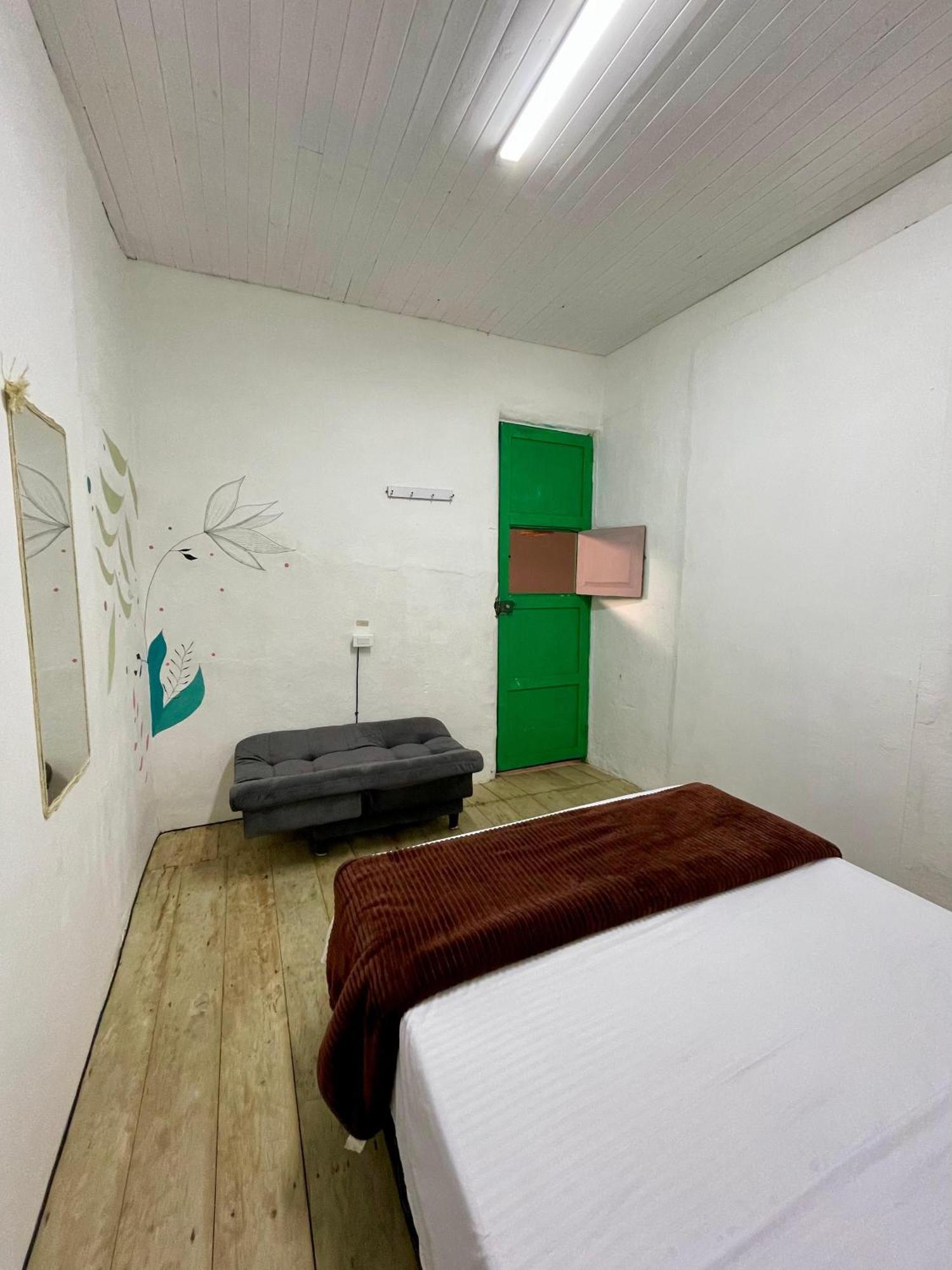 Origen Hostel خاردين المظهر الخارجي الصورة